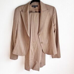 Lafayette 148 suit set, straight leg pants size 12 double button blazer size 8